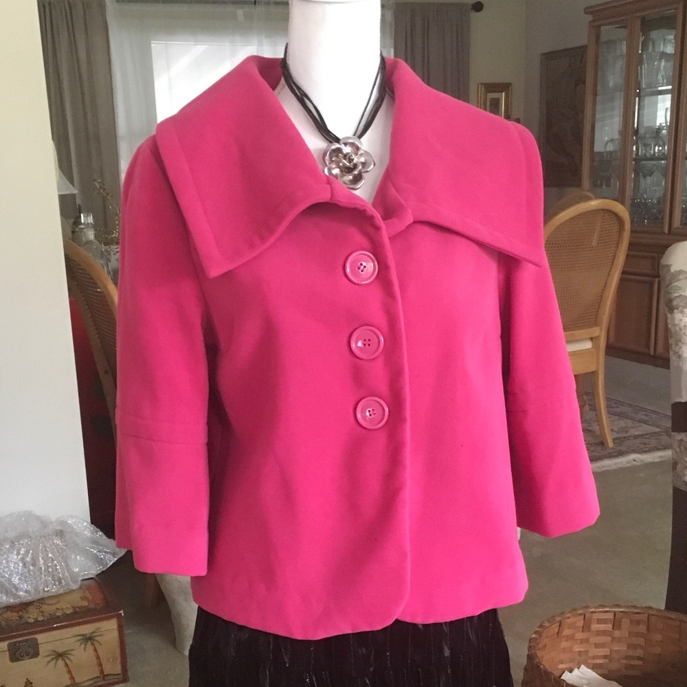Feminine size S pink fully lined blazer with four buttons - Picture 2 of 4